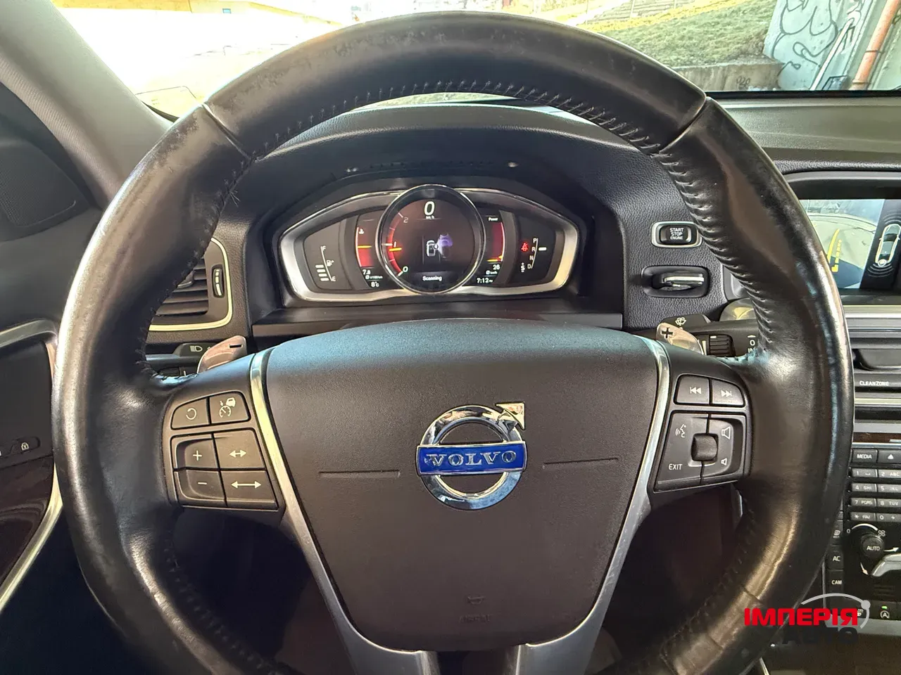 Volvo S60 - фото 12