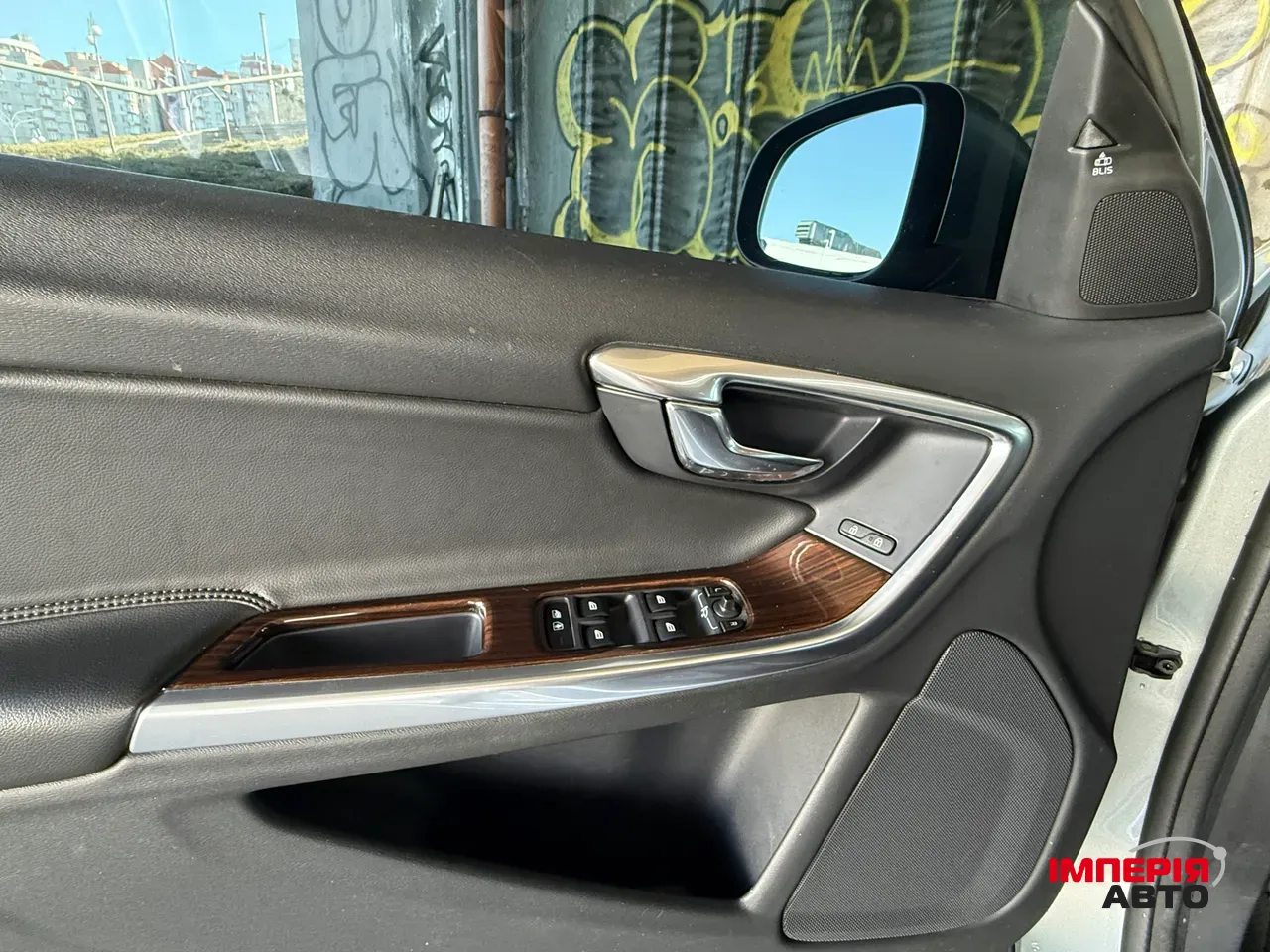 Volvo S60 - фото 7