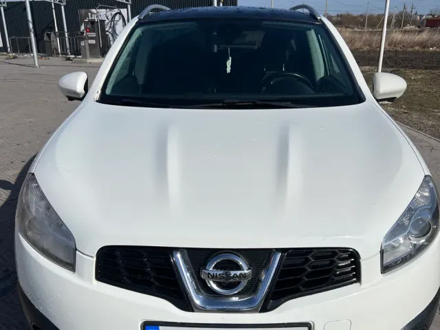 Nissan Qashqai - фото 1