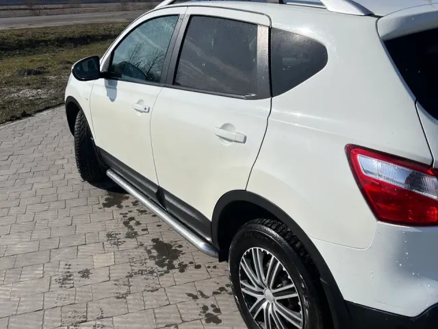 Nissan Qashqai - фото 5