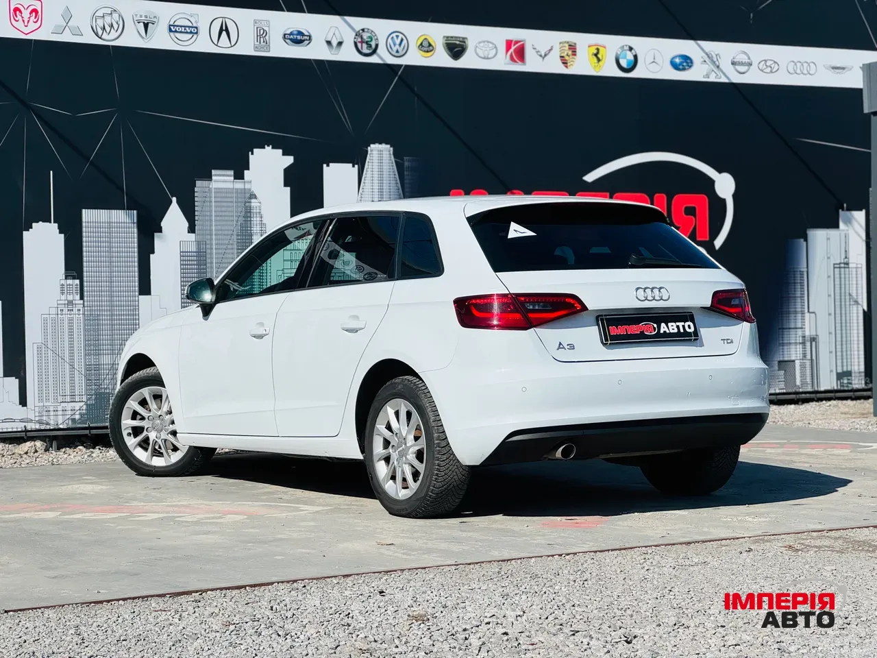 Audi A3 - фото 5