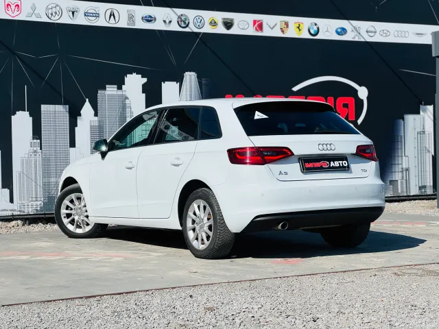 Audi A3 - фото 5