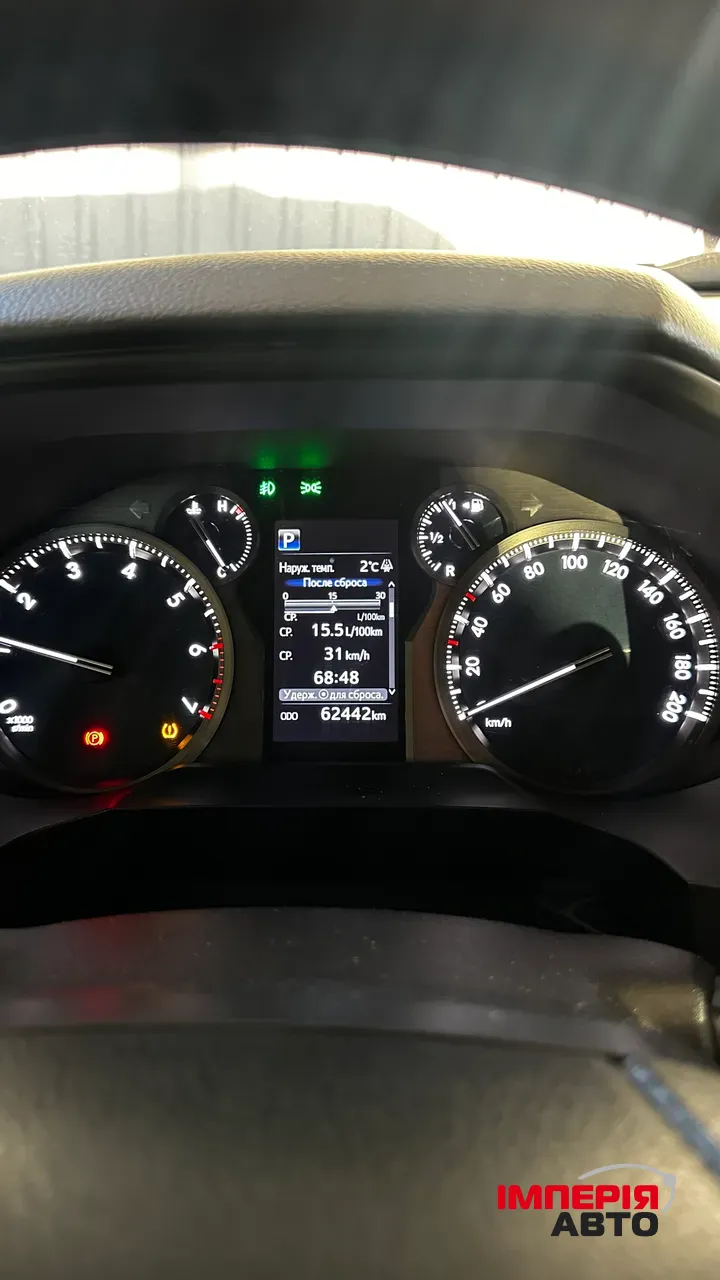 Toyota Land Cruiser Prado - фото 2