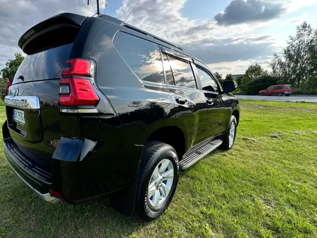 Toyota Land Cruiser Prado - фото 5