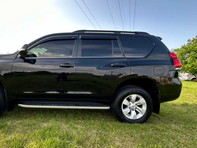 Toyota Land Cruiser Prado - фото 3