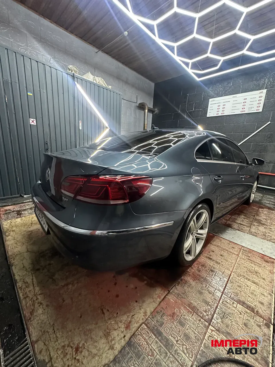 Volkswagen Passat CC - фото 16