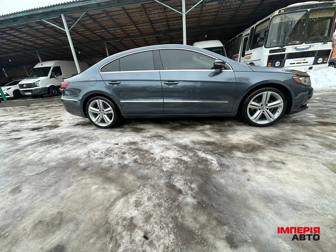 Volkswagen Passat CC - фото 5