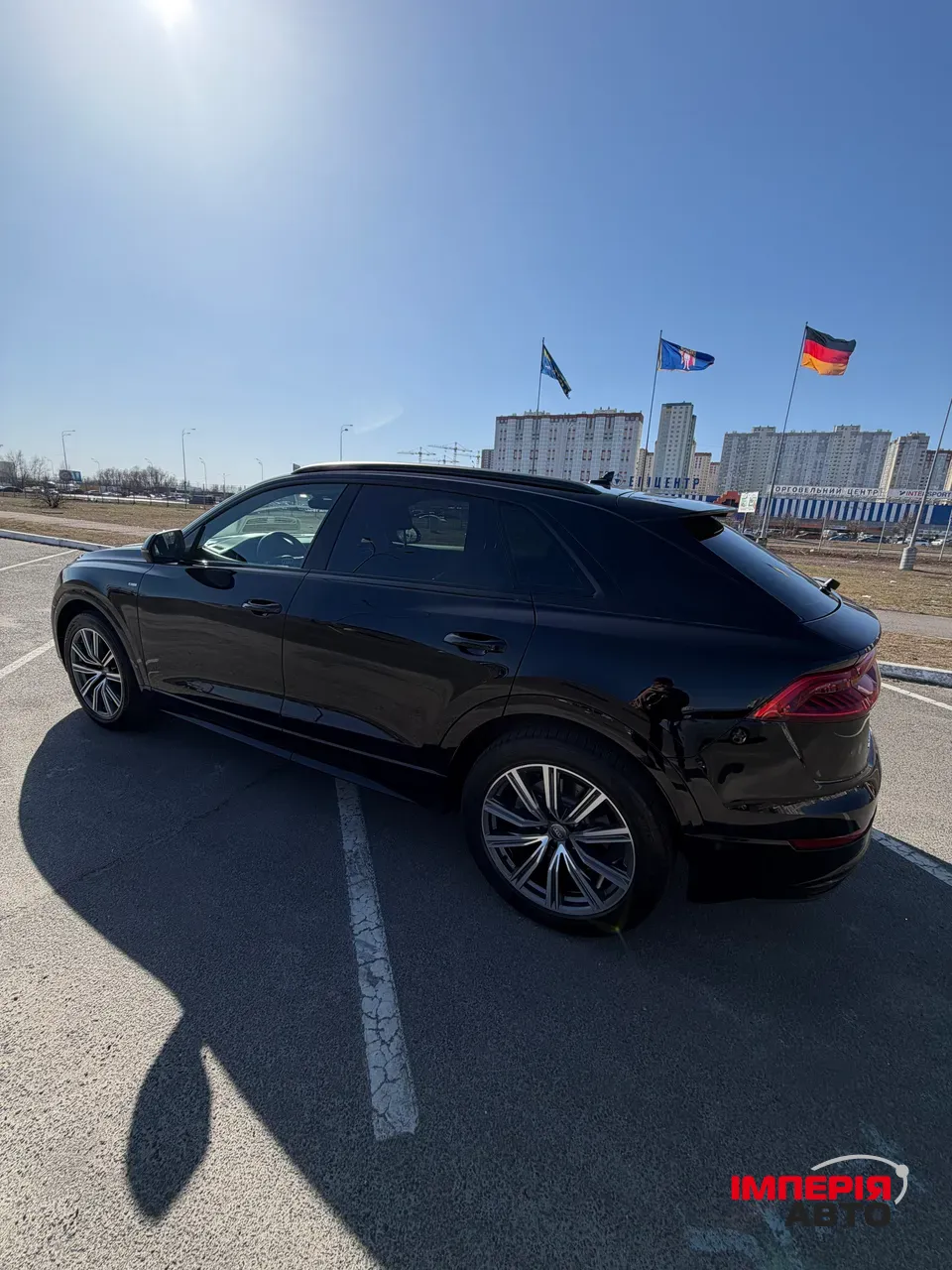 Audi Q8 - фото 5