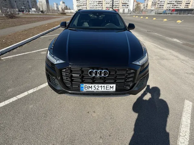 Audi Q8 - фото 3