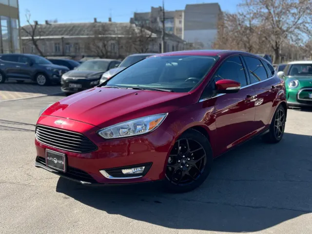 Ford Focus - фото 1