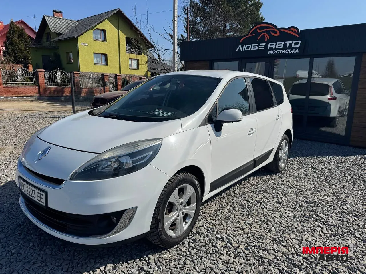 Renault Megane - фото 12