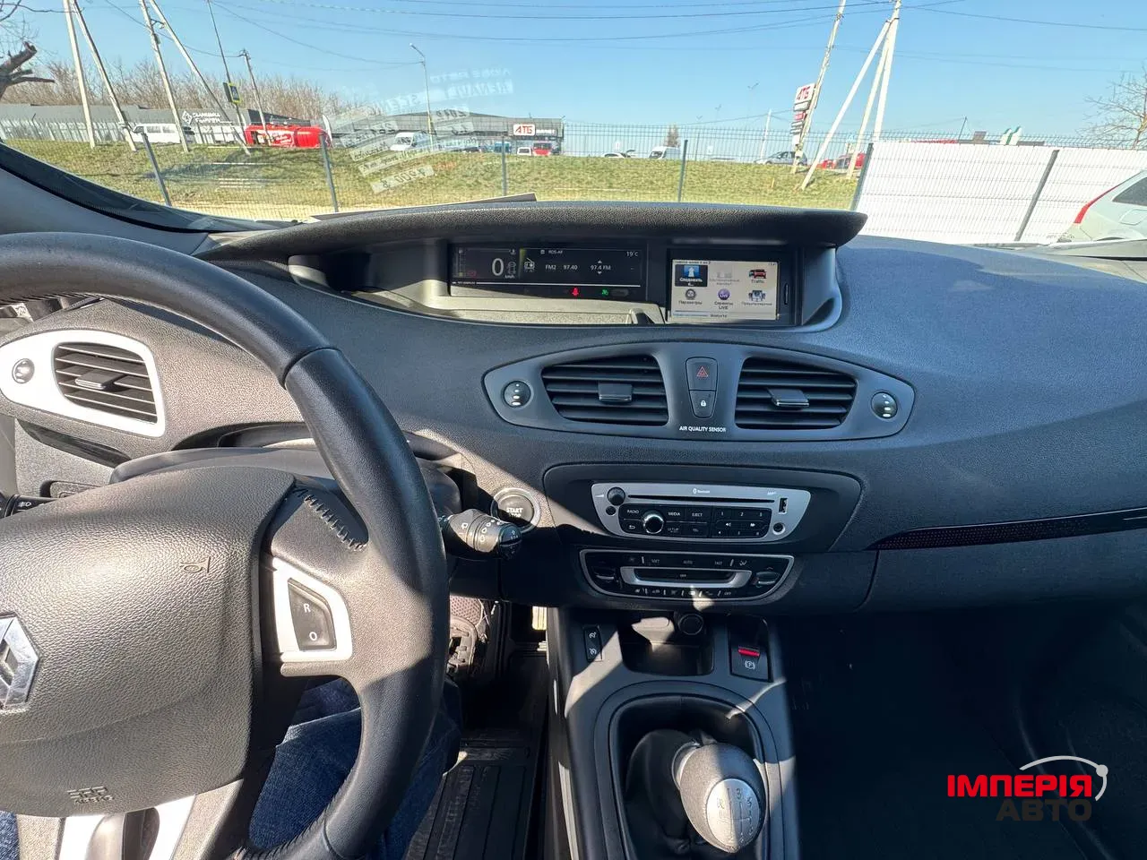 Renault Megane - фото 20