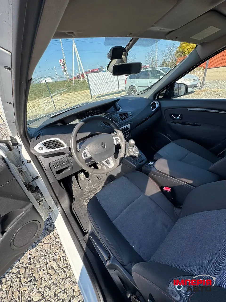 Renault Megane - фото 15