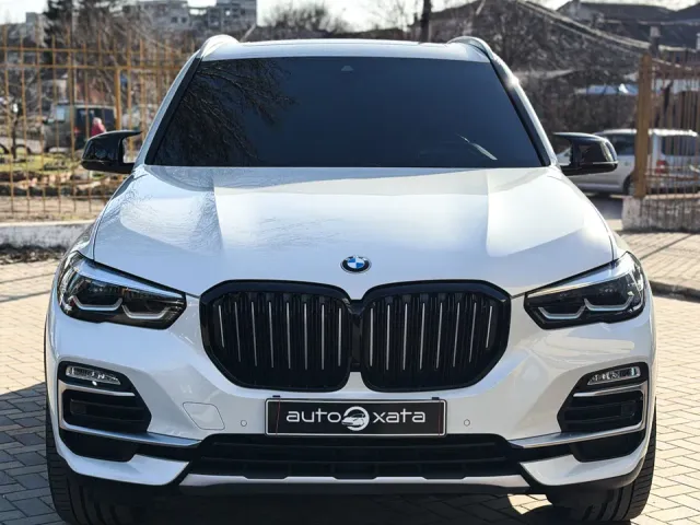 BMW X5 - фото 1