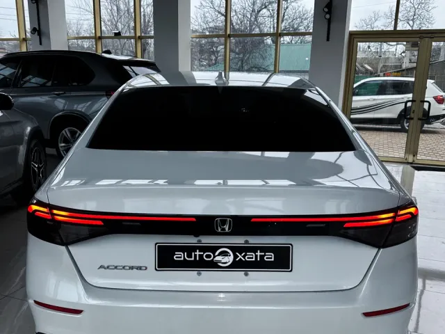 Honda Accord - фото 4