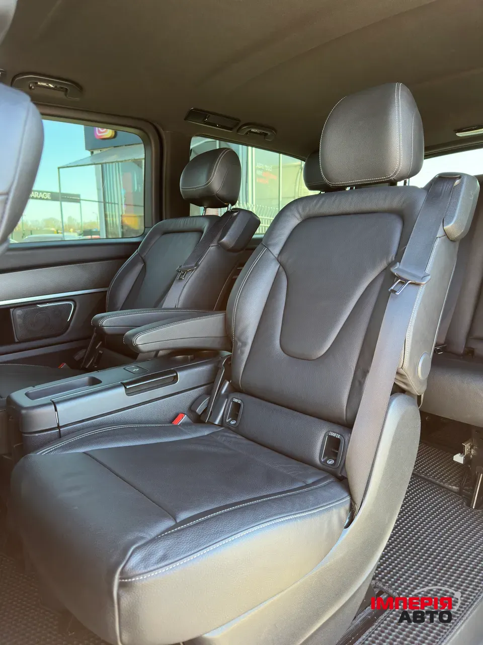 Mercedes-Benz V-Класс - фото 12