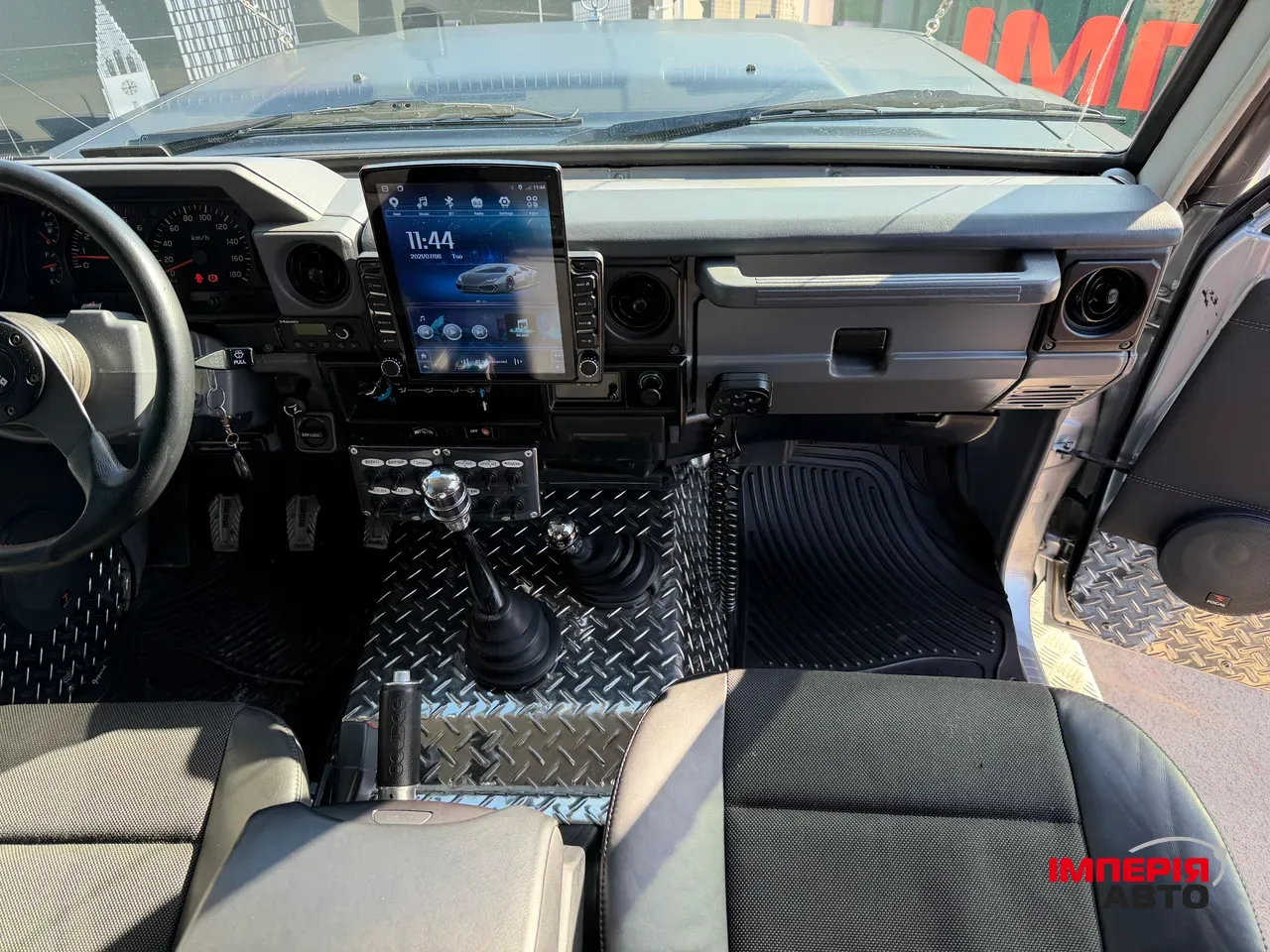 Toyota Land Cruiser - фото 13