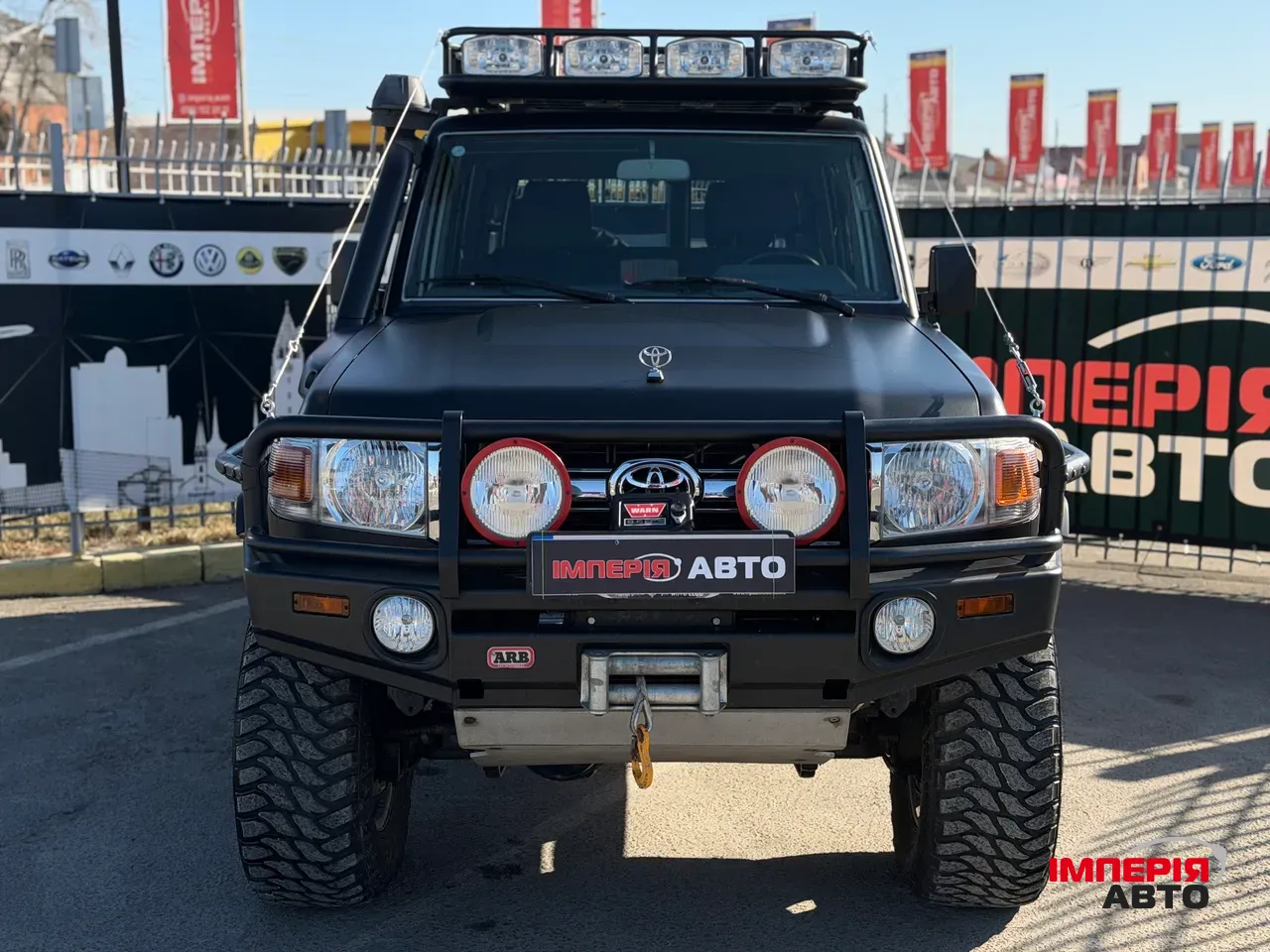 Toyota Land Cruiser - фото 4