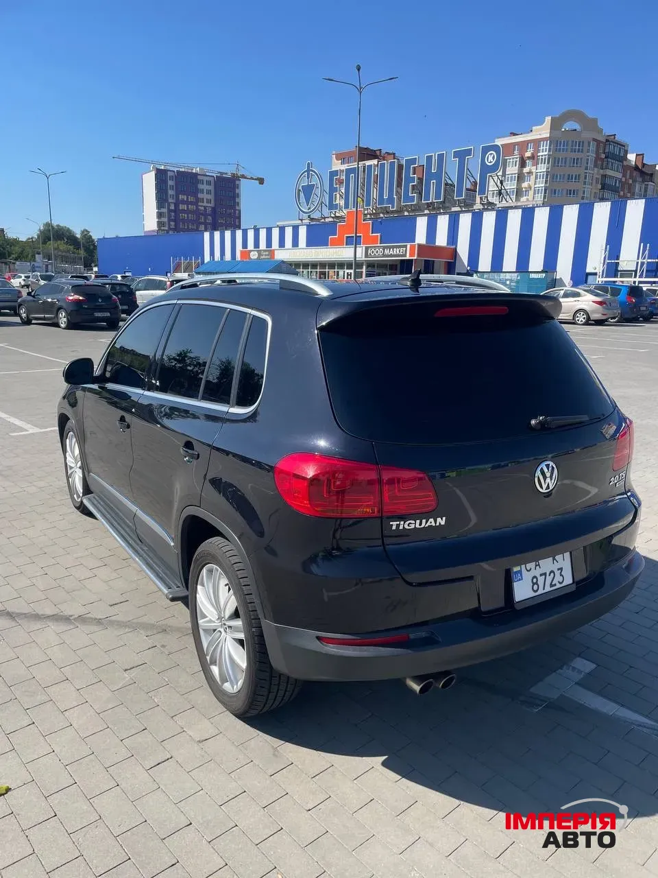 Volkswagen Tiguan - фото 1