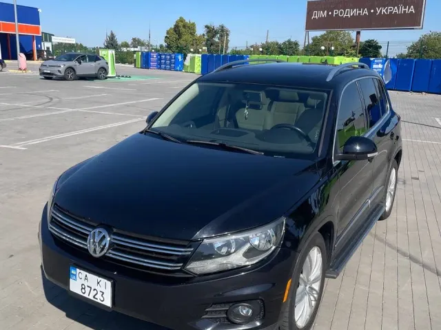 Volkswagen Tiguan - фото 4