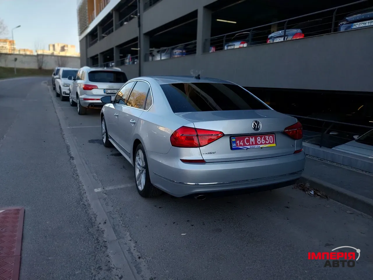 Volkswagen Passat - фото 6
