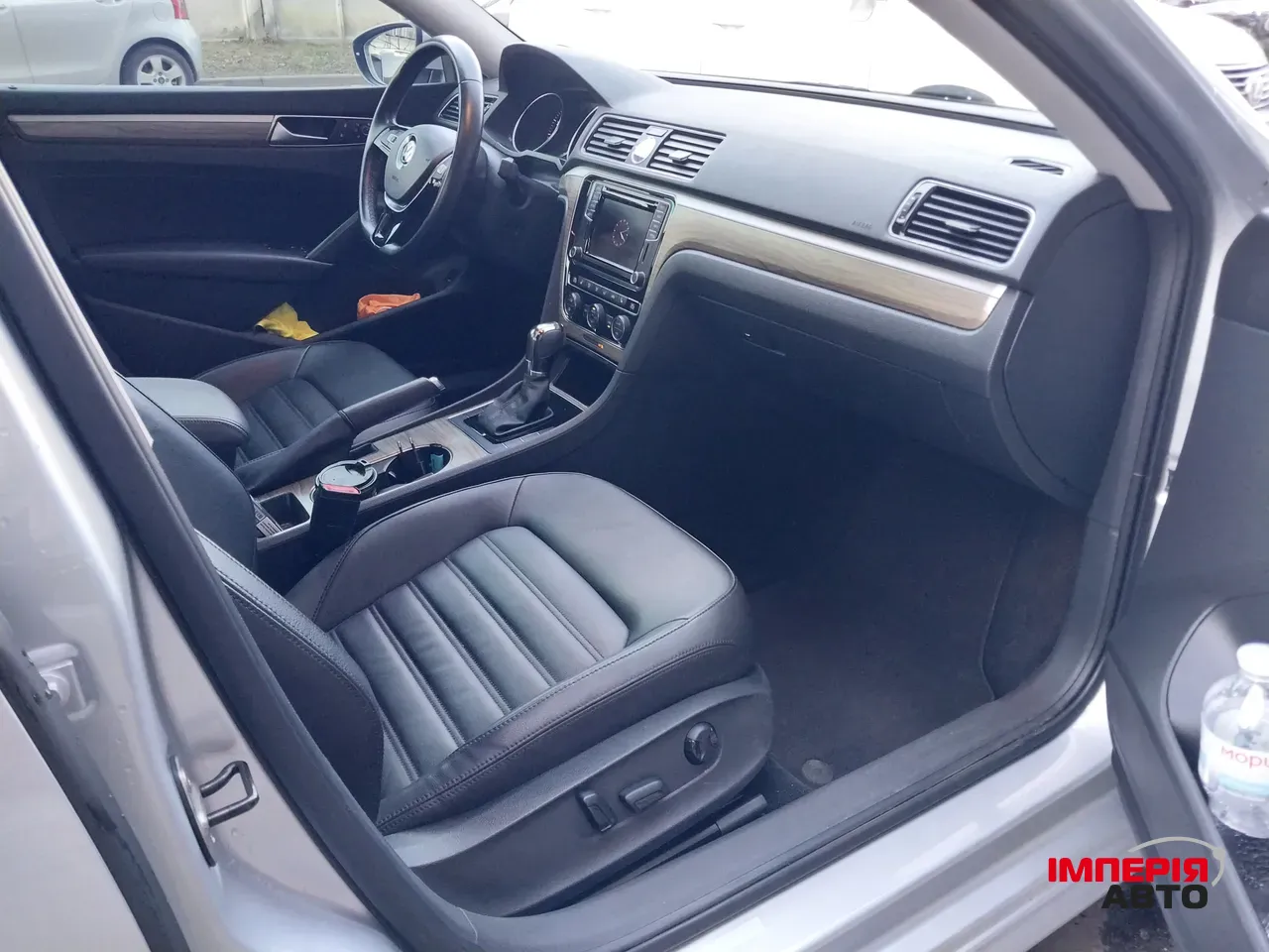 Volkswagen Passat - фото 10