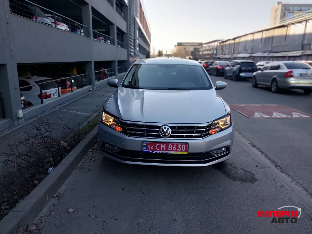 Volkswagen Passat - фото 4