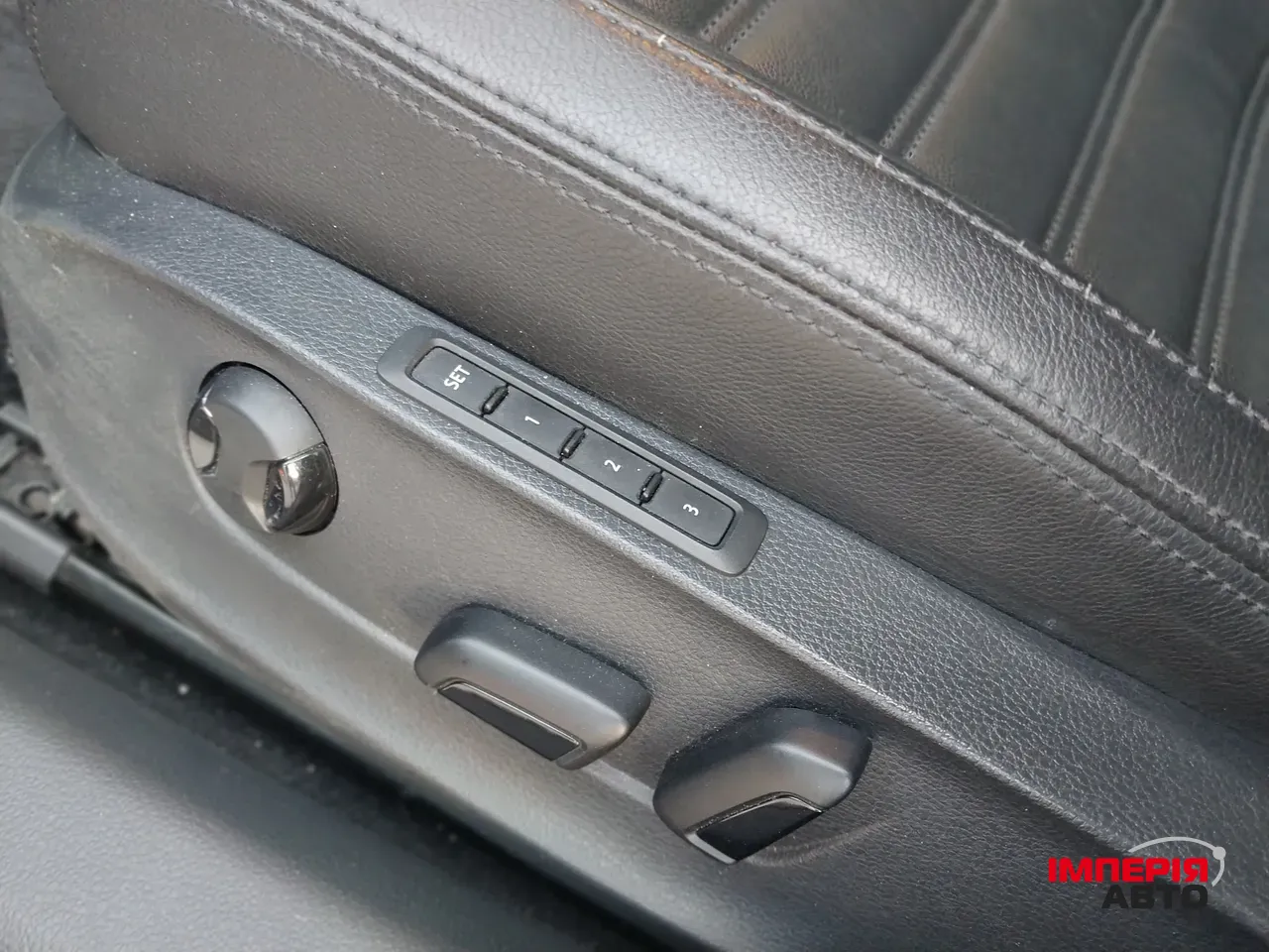 Volkswagen Passat - фото 15