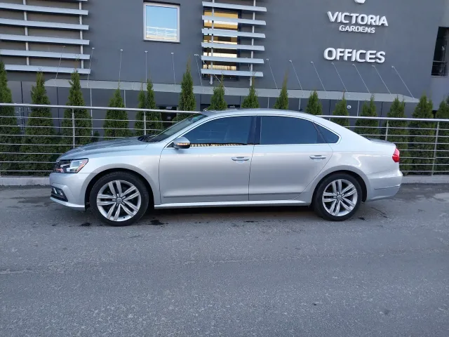 Volkswagen Passat - фото 5