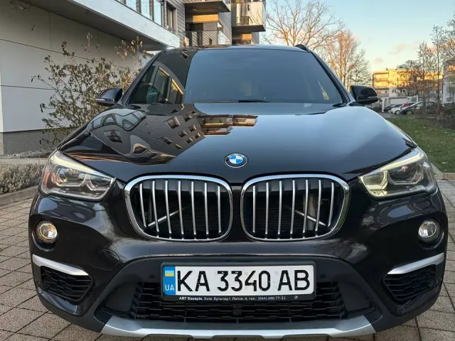 BMW X1 - фото 5