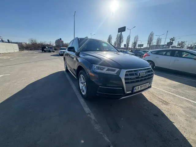 Audi Q5 - фото 4