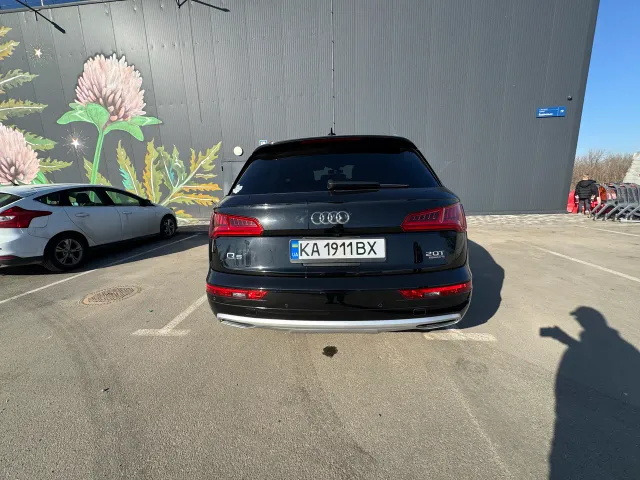 Audi Q5 - фото 2