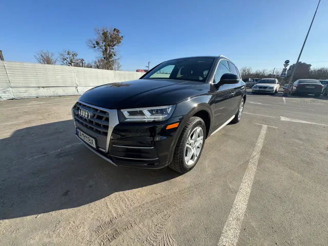 Audi Q5 - фото 3