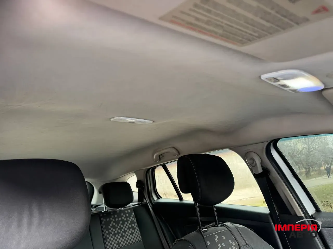 Renault Megane - фото 8