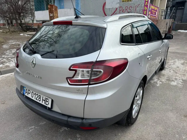 Renault Megane - фото 4