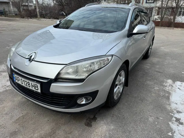 Renault Megane - фото 2