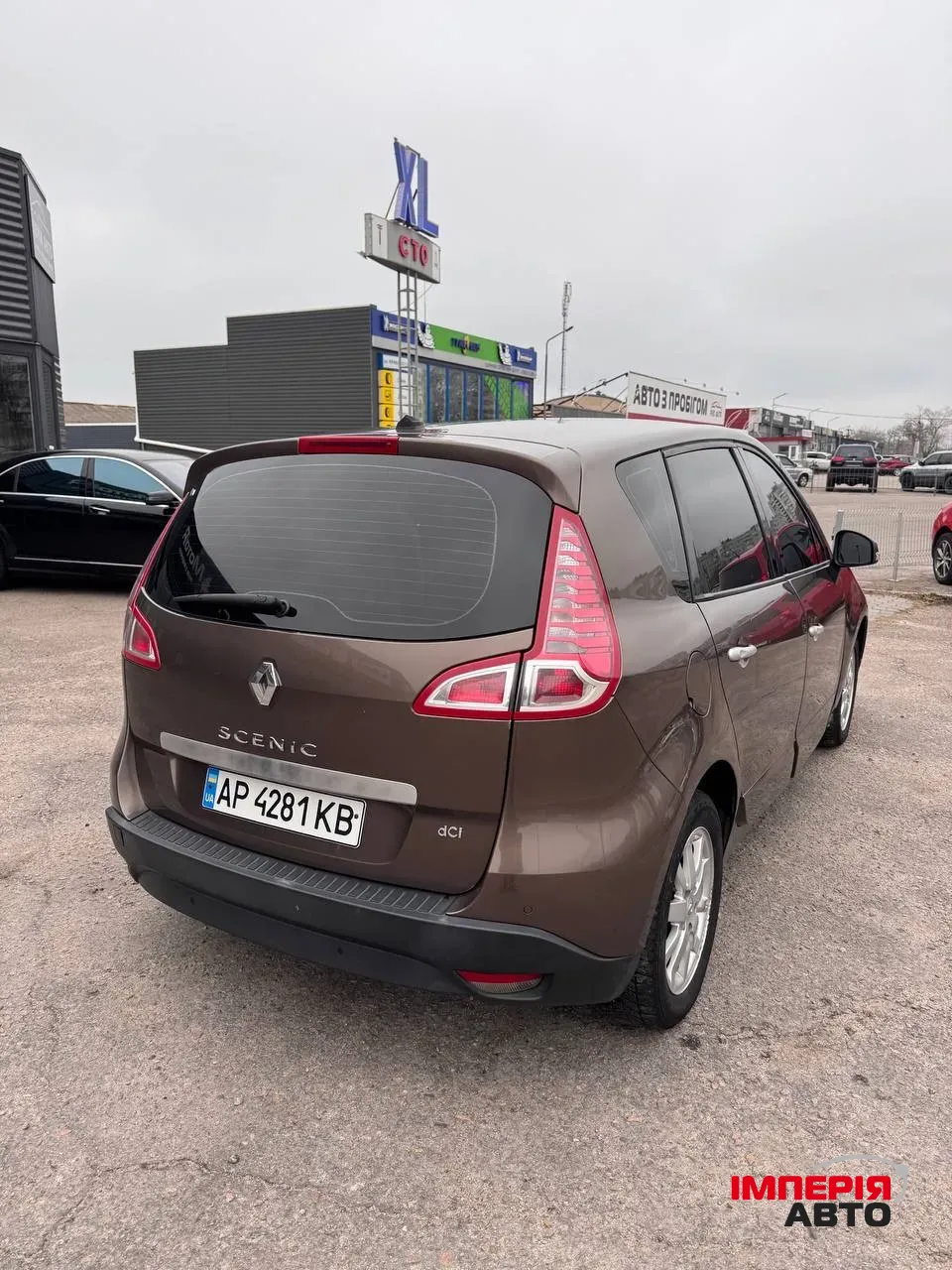 Renault Scenic - фото 7