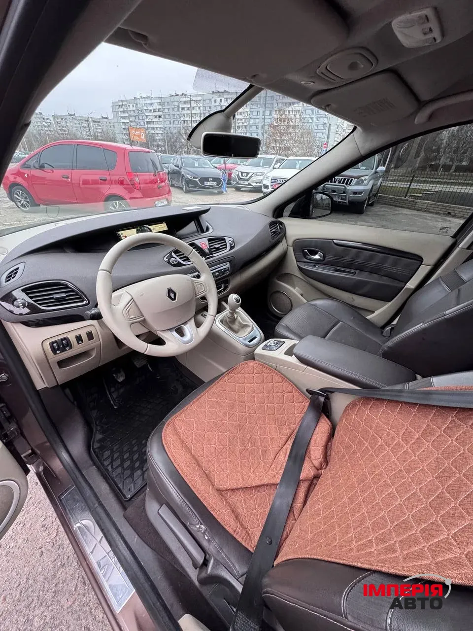 Renault Scenic - фото 9