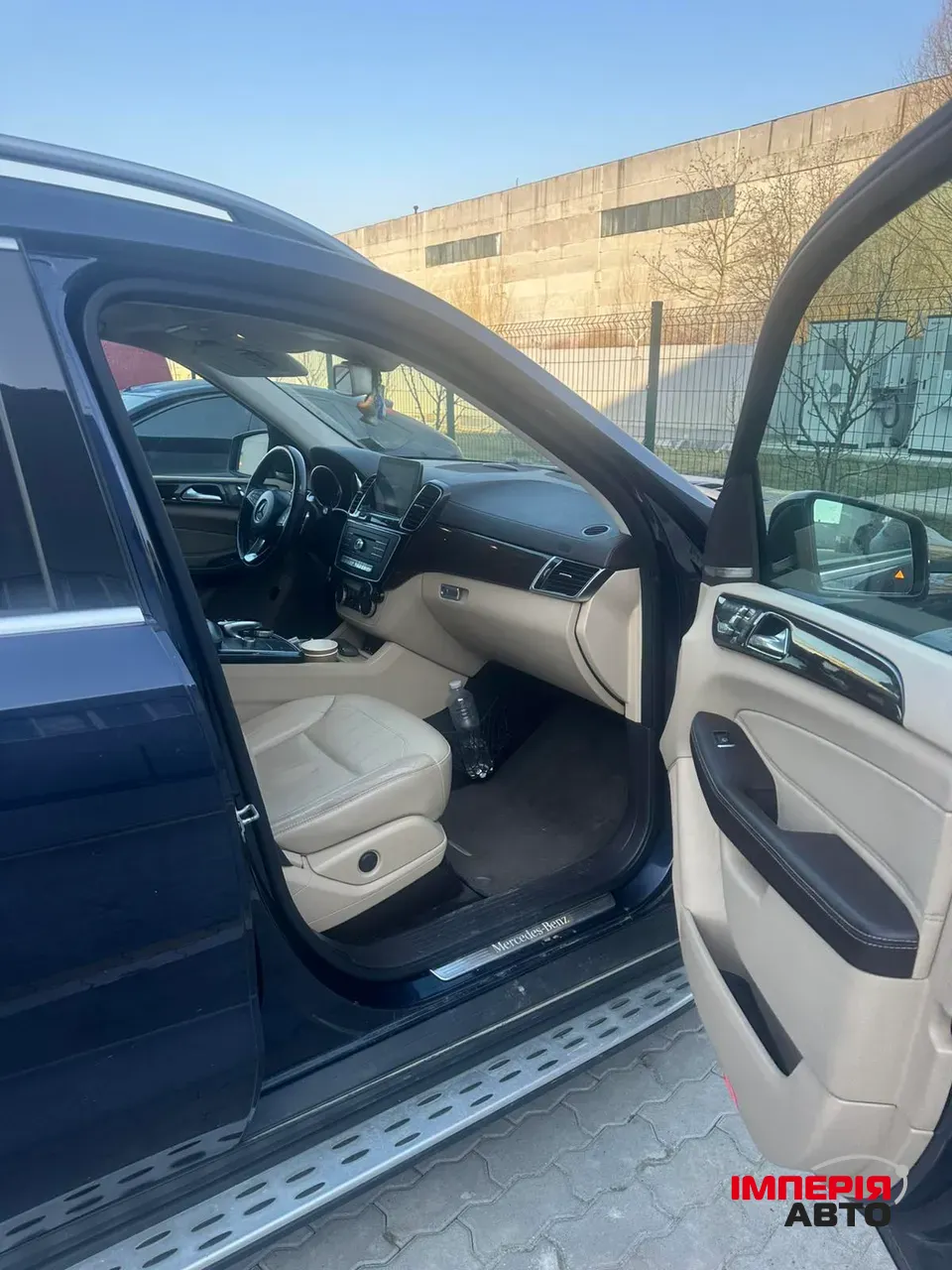 Mercedes-Benz GLS - фото 10