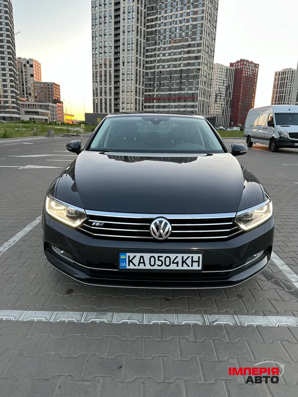 Volkswagen Passat - фото 1