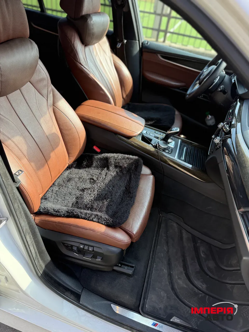 BMW X5 - фото 11