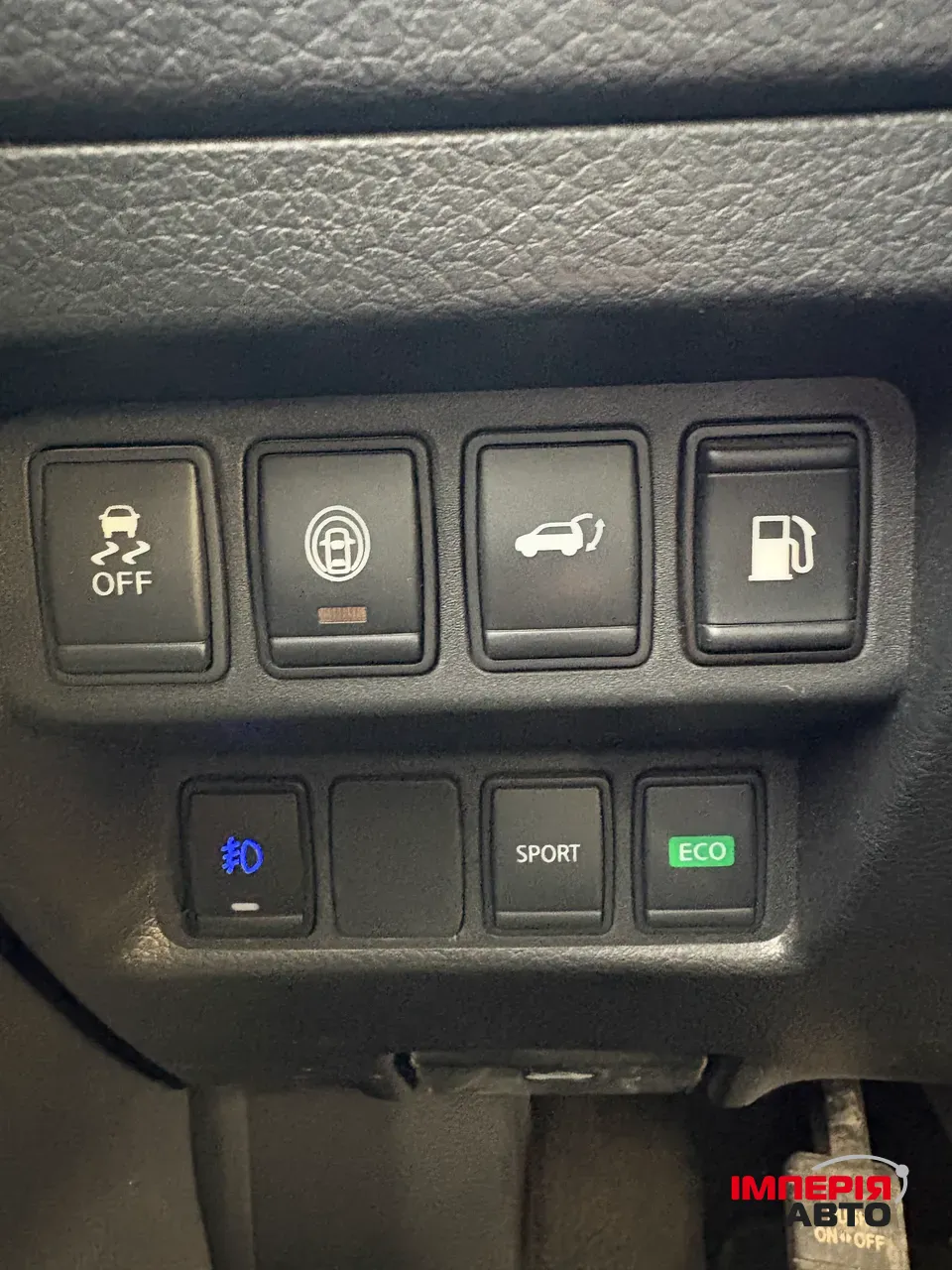 Nissan Rogue - фото 12