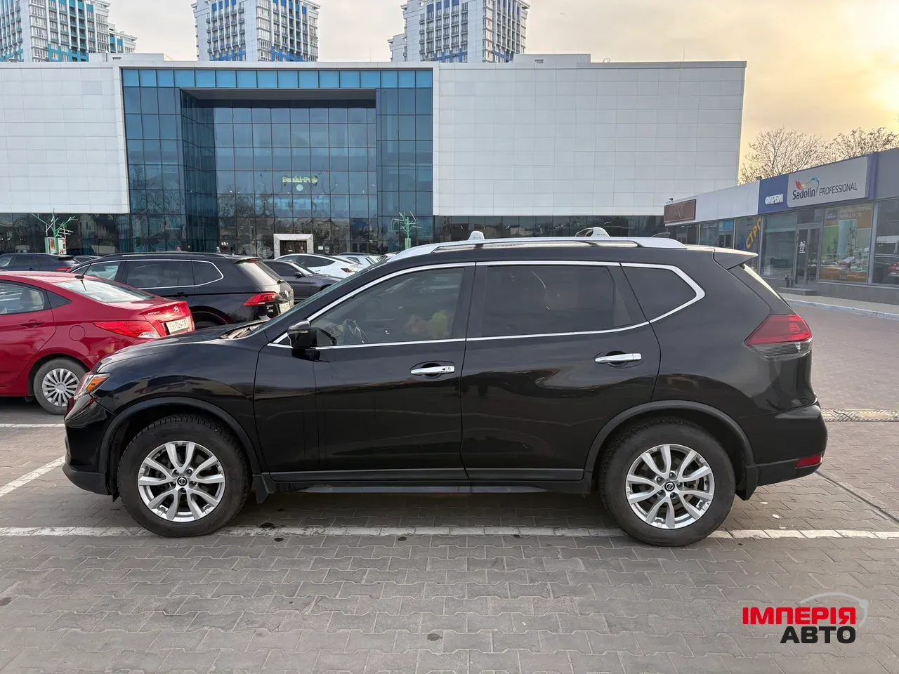 Nissan Rogue - фото 4