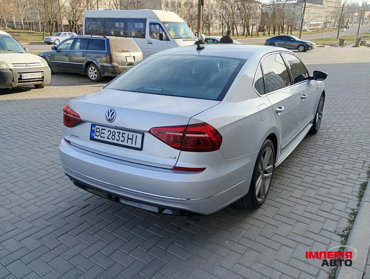 Volkswagen Passat USA/NMS - фото 6