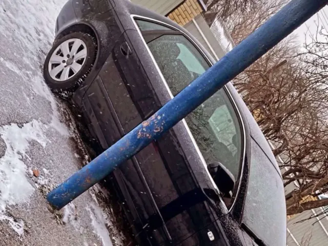 Audi A4 - фото 5