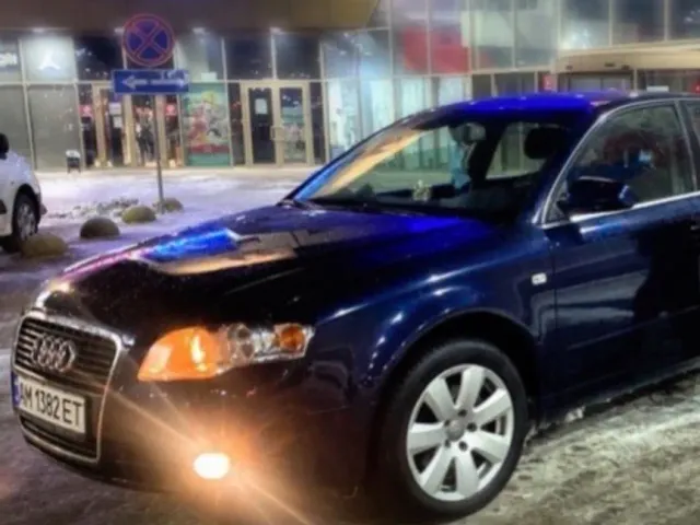 Audi A4 - фото 3