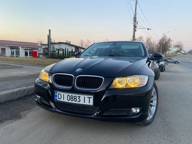 BMW 3 серії - фото 1