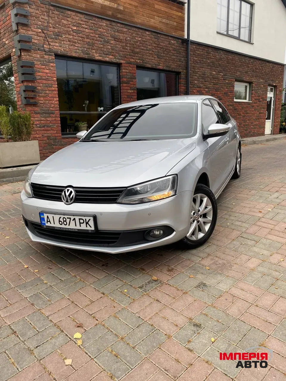 Volkswagen Jetta - фото 1