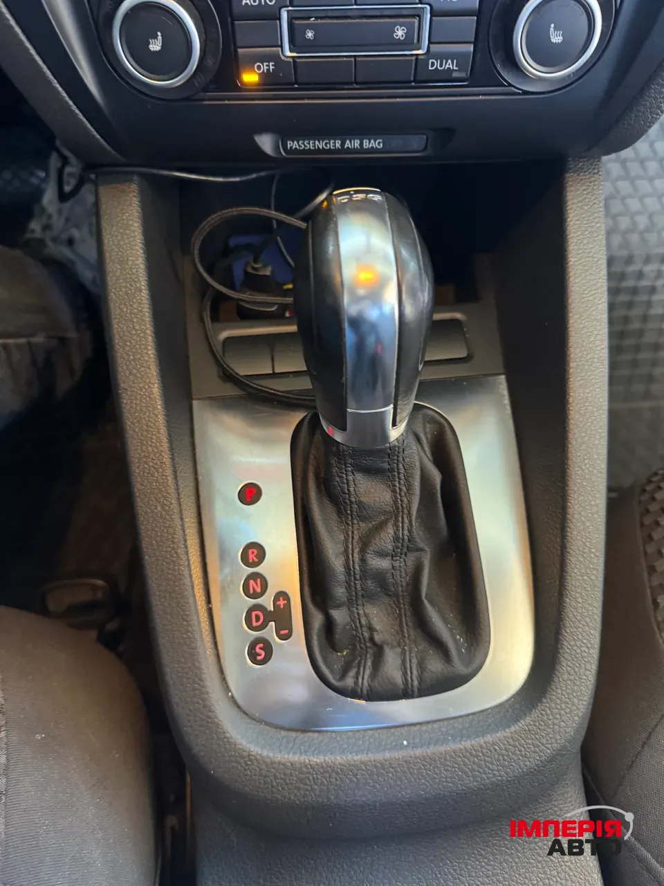 Volkswagen Jetta - фото 11