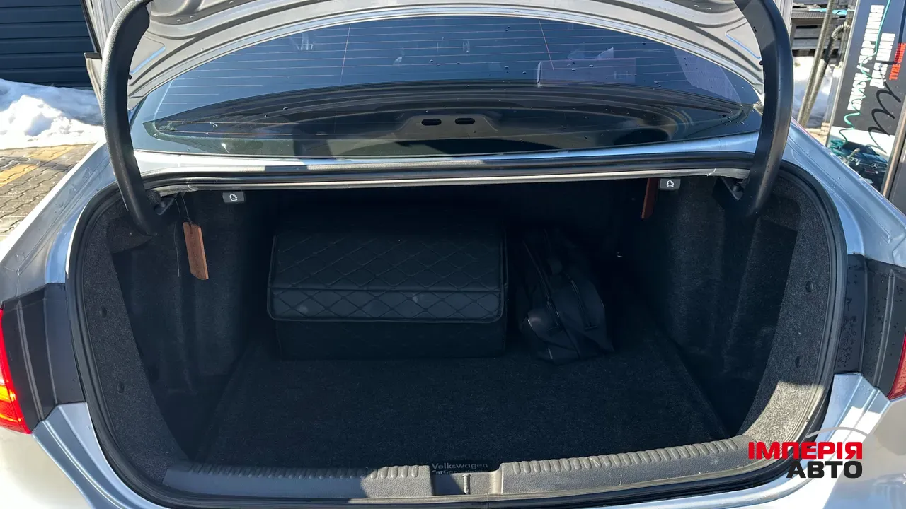 Volkswagen Jetta - фото 10